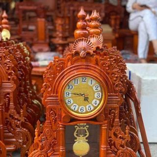 Đồng hồ để bàn gỗ hương