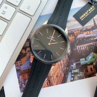 [ ] Đồng hồ dây cao su Đi Đúp