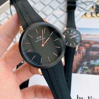 [ ] Đồng hồ dây cao su Đi Đúp
