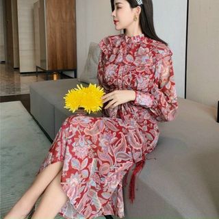 Đầm siêu đẹp siêu trẻ.