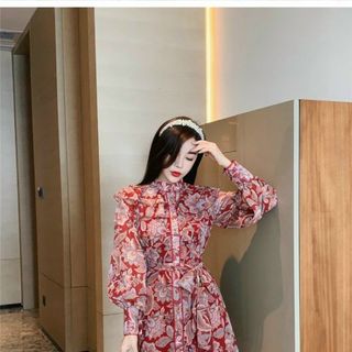 Đầm siêu đẹp siêu trẻ.