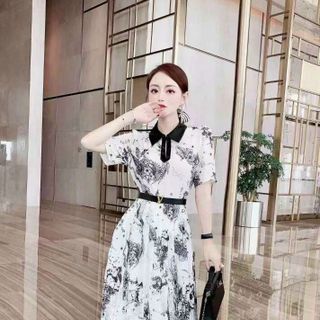 Đầm TK siêu đẹp dáng trẻ trung .