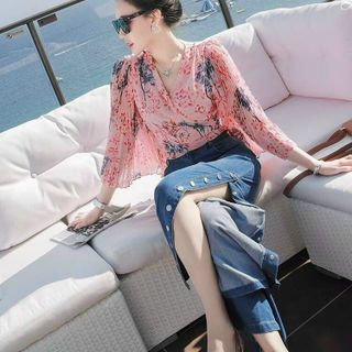 Sét bộ áo họa tiết trẻ trung xinh.