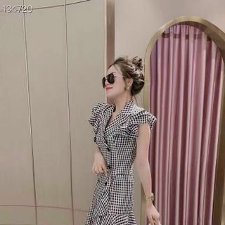 Đầm caro vest TK siêu đẹp.
