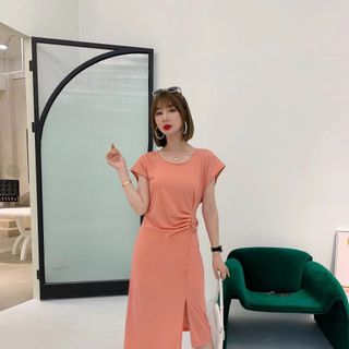 Váy cotton ly eo xẻ đùi
