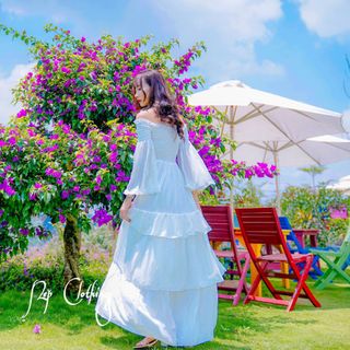 Váy maxi tầng trễ vai