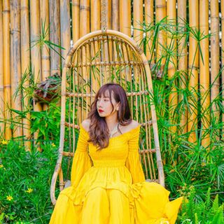 Váy maxi tầng trễ vai