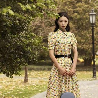 Đầm lụa TK siêu đẹp sang trọng.