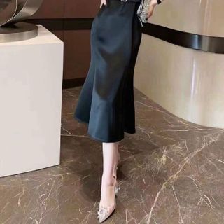 Đầm TK kèm nịt siêu đẹp.