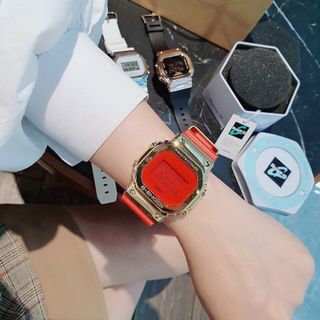 [ ]Đồng hồ cao su mặt vuông Kaso