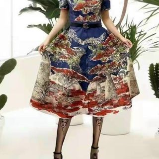 Đầm TK lụa sang trọng siêu đẹp.