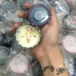 Nến thơm hủ thiếc