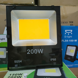 Đèn pha led 200w ngoài trời chống nước ip66