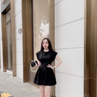 Đầm màu kiểu chiết ly eo