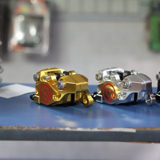 Heo dầu Brembo CNC