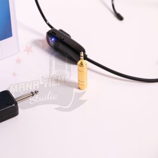 Bộ 2 micro không dây đeo tai Zansong V35S - Phù hợp cho mọi thiết bị, hỗ trợ thuyết trình, giảng dạy