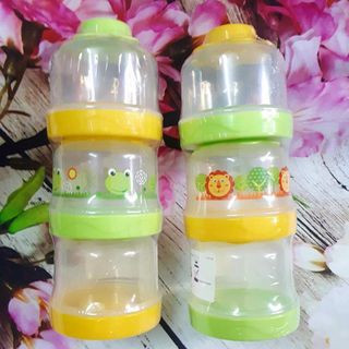 Hộp Chia Sữa 3 Tầng Tách