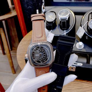 Đồng hồ nam SEVENNFRIDAY SF-M2B/01