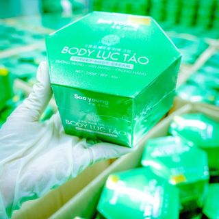 KEM DƯỠNG TRẮNG DA BODY LỤC TẢO