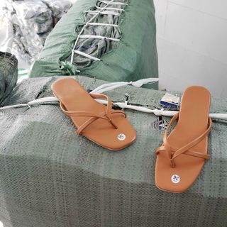 Dép 3 dây bệt