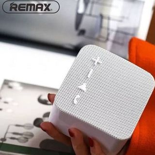 Loa Bluetooth Remax M18 giá sỉ