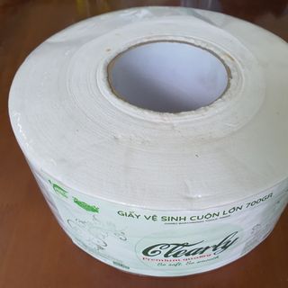 GIẤY VỆ SINH CAO CẤP CLẺARLY CUỘN LỚN CÔNG NGHIỆP 700gr, 100% BỘT GIẤY NGUYÊN CHẤT TỪ RỪNG TRỒNG TỰ NHIÊN, HOÀN TOÀN KHÔNG CHỨA CHẤT TẢY TRẮNG ĐỘC HẠI, AN TOÀN, TIẾT KIỆM CHO NGƯỜI DÙNG