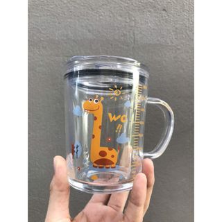 Cốc Thủy Tinh Chịu Nhiệt Có Chia Vạch Tiện Có Nắp Và Ống Hút