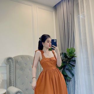 Váy thô xòe 2 dây khuy bọc