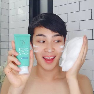 Sữa Rửa Mặt Dành Cho Da Mụn Acnes 100g - Senka
