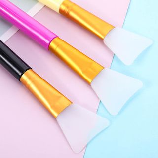 Cọ quét đắp mặt nạ
