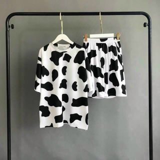 Đồ bộ in bò sữa chất cotton co giản thoáng mát