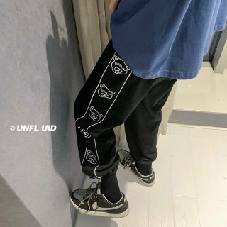 Quần jogger logo in không bong tróc chất thun 2 da mềm mịn