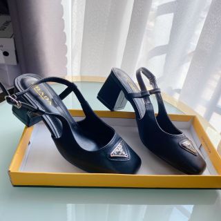 Sandal gót vuông prad cap cap