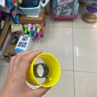 Dụng cụ tách hạt ngô