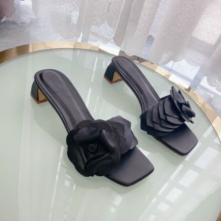 Dép gót bèo hoa cọm