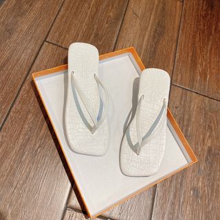 Dép kẹp nữ giá rẻ