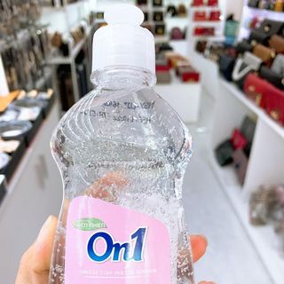GEL RỬA TAY KHÔ ON1 HƯƠNG FRESH SAKURA - 250ML