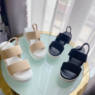 Giày sandal nữ đế xuồng