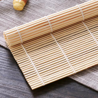 Mành tre cuộn sushi