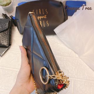 Ví Trần Trám Xích Đeo Cực Xinh