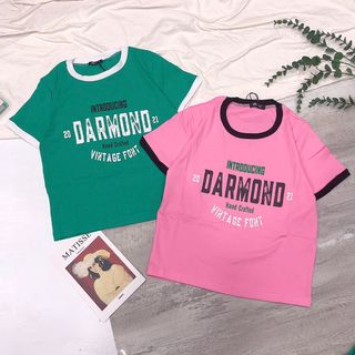 Áo croptop ôm phối màu