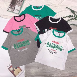 Áo croptop ôm phối màu