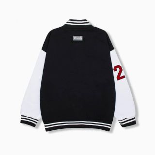 Áo khoác dù kiểu bomber cá tính, phong cách