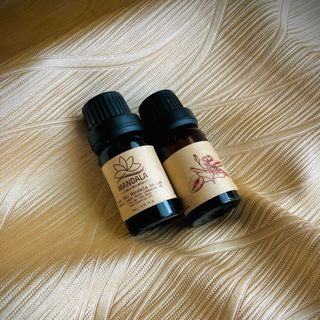 Tinh dầu thảo dược hương hoa sen Mandala