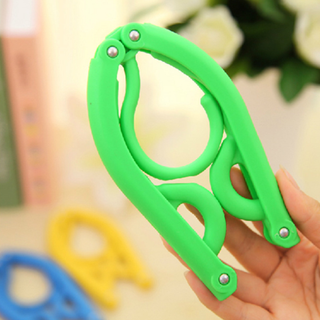 Móc treo đồ gấp gọn tiện dụng