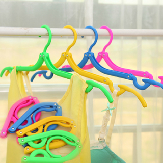 Móc treo đồ gấp gọn tiện dụng