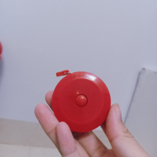 Cuộn thước dây mini có nút bấm dài 1.5m