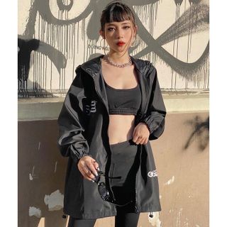 Áo khoác nữ gió