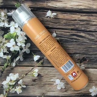 Gôm Xịt Giữ Nếp Dưỡng Tóc Nashi 320 ml