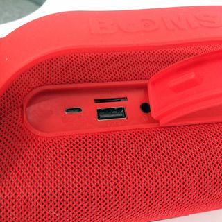 Loa Bluetooth Bombass L17 Âm Thanh Bass Siêu Ấm - Hỗ Trợ Thẻ Nhớ,FM,Audio 3.5mm